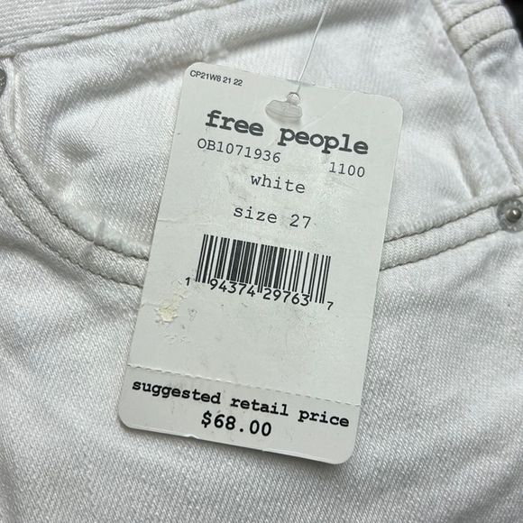 FREE PEOPLE | Romeo Distressed Rolled Cut-Off Mid-Rise Shorts in White - Picture 7 of 8